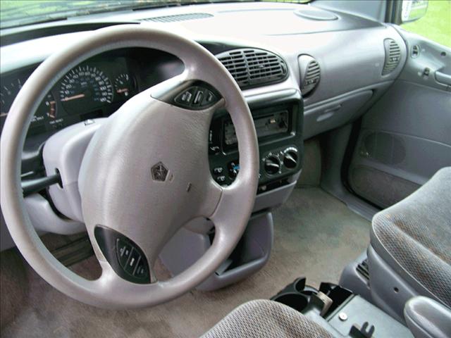 Dodge Grand Caravan 1997 photo 3