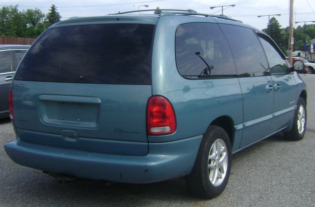 Dodge Grand Caravan 1998 photo 2