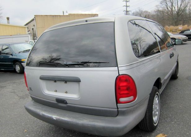 Dodge Grand Caravan 1998 photo 1