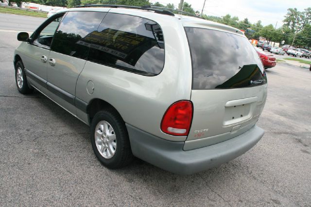 Dodge Grand Caravan 1999 photo 3