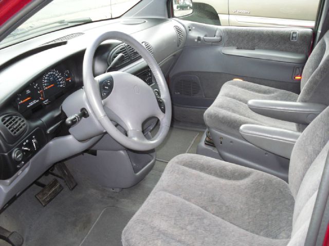 Dodge Grand Caravan 1999 photo 2