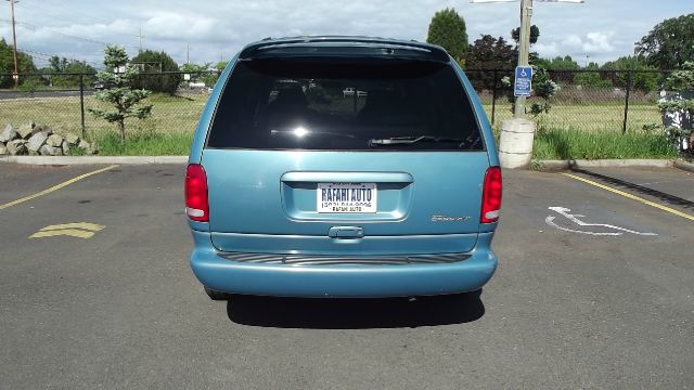 Dodge Grand Caravan 1999 photo 3