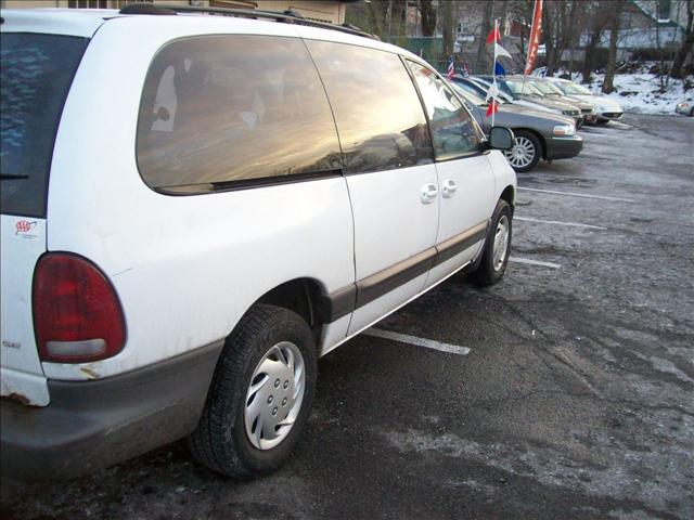 Dodge Grand Caravan 1999 photo 2