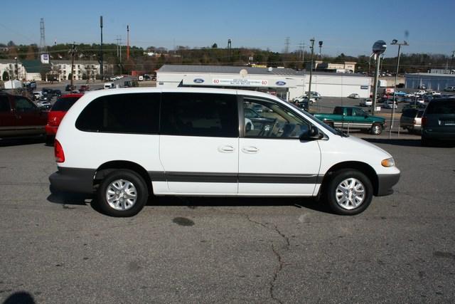 Dodge Grand Caravan 1999 photo 2