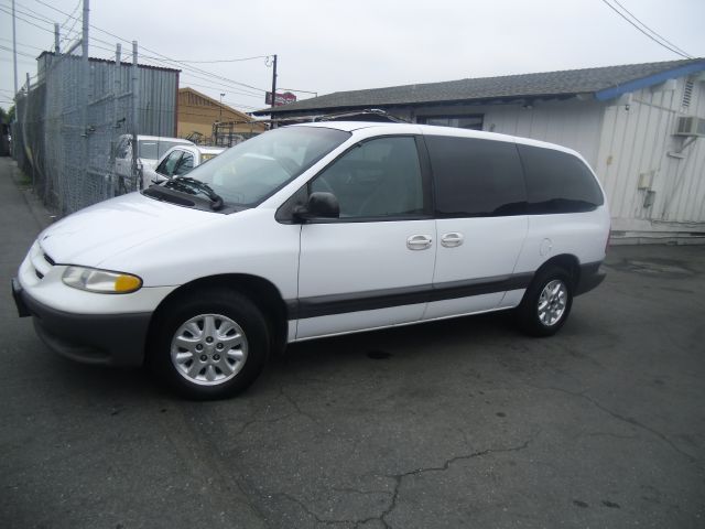 Dodge Grand Caravan 1999 photo 16