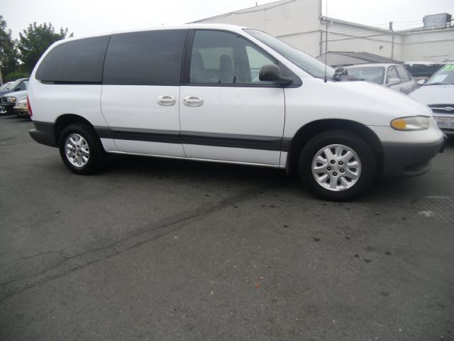 Dodge Grand Caravan 1999 photo 2