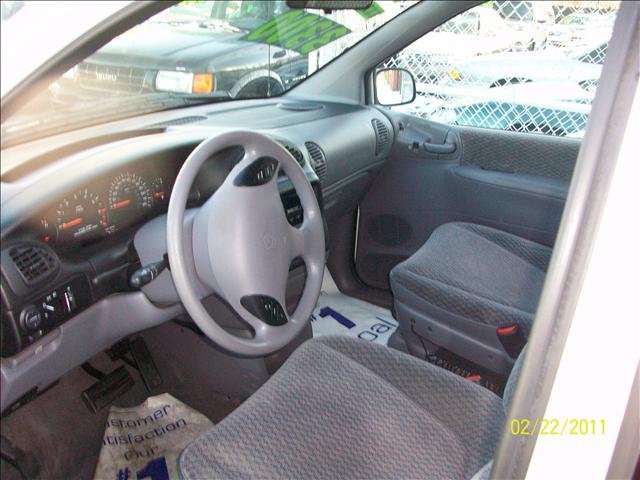 Dodge Grand Caravan 1999 photo 1