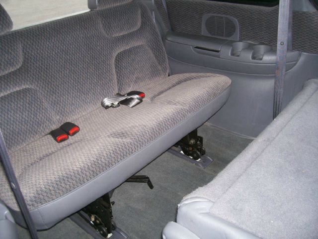 Dodge Grand Caravan 1999 photo 16