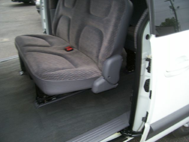 Dodge Grand Caravan 1999 photo 3