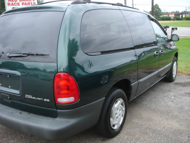 Dodge Grand Caravan 1999 photo 2