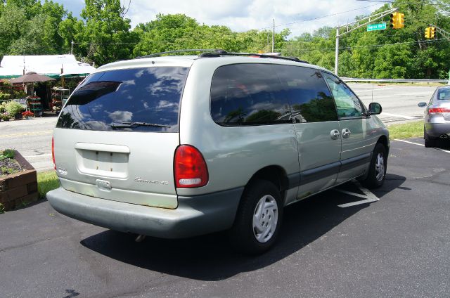 Dodge Grand Caravan 1999 photo 2