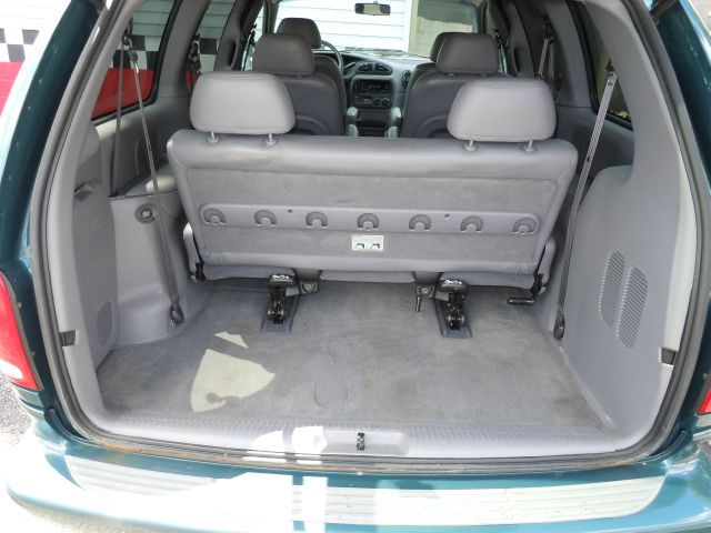 Dodge Grand Caravan 2000 photo 23