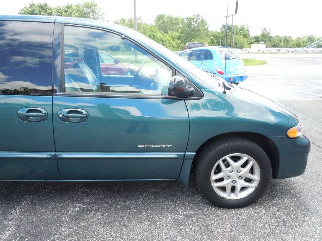 Dodge Grand Caravan 2000 photo 43