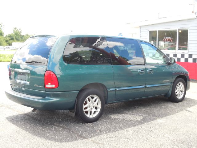 Dodge Grand Caravan 2000 photo 56