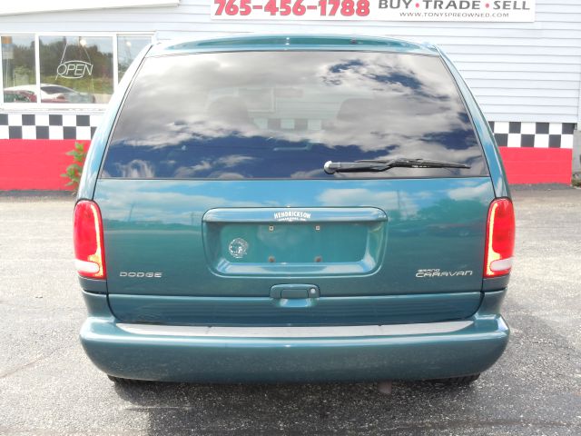 Dodge Grand Caravan 2000 photo 57