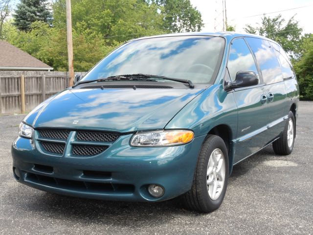 Dodge Grand Caravan 2000 photo 79