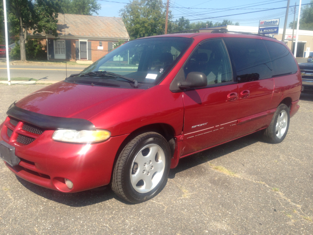 Dodge Grand Caravan 2000 photo 3