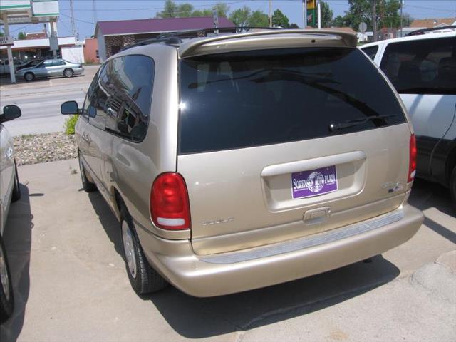 Dodge Grand Caravan 2000 photo 1