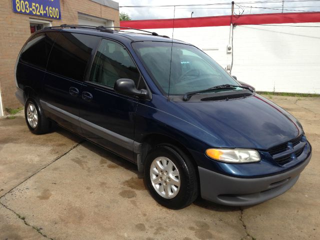 Dodge Grand Caravan 2000 photo 2