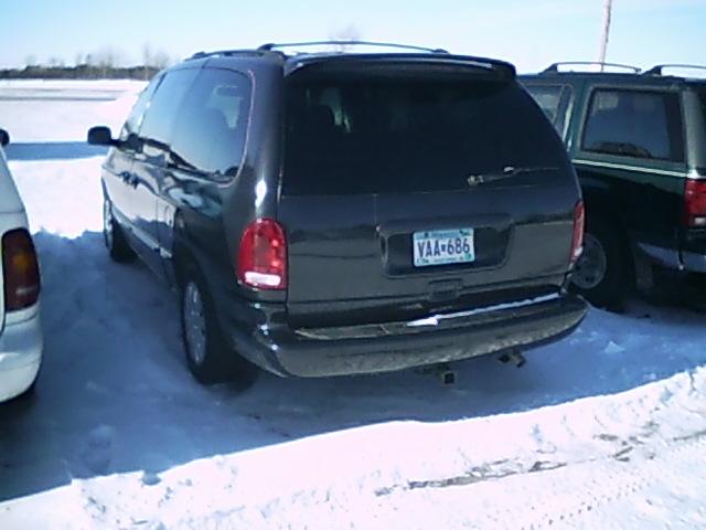 Dodge Grand Caravan 2000 photo 2