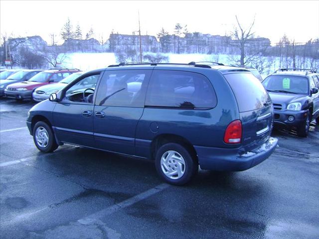 Dodge Grand Caravan 2000 photo 1