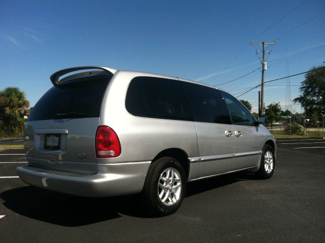 Dodge Grand Caravan 2000 photo 4