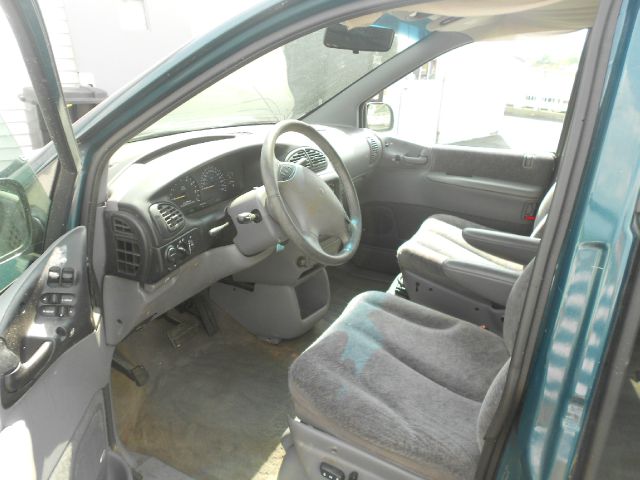 Dodge Grand Caravan 2000 photo 5