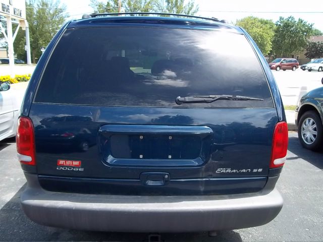 Dodge Grand Caravan 2000 photo 4