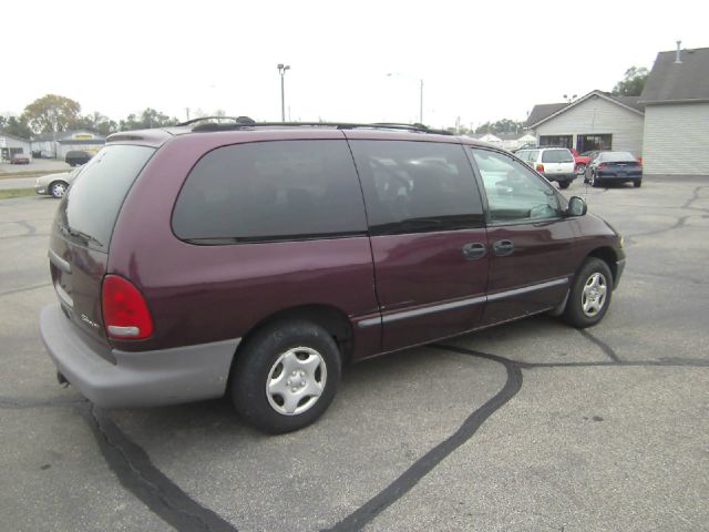 Dodge Grand Caravan 2000 photo 3