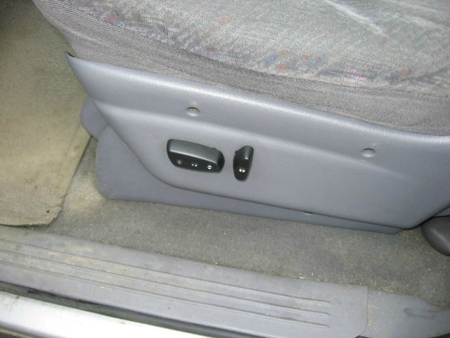 Dodge Grand Caravan 2000 photo 8