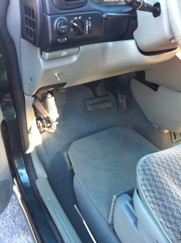 Dodge Grand Caravan 2000 photo 4