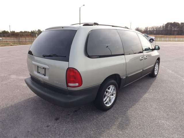 Dodge Grand Caravan 2000 photo 1