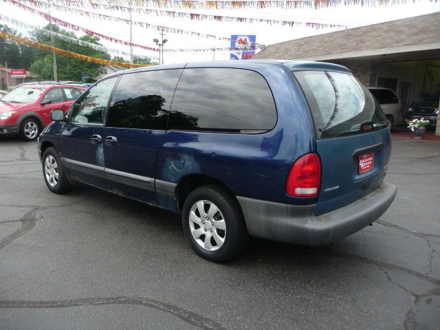 Dodge Grand Caravan 2000 photo 2