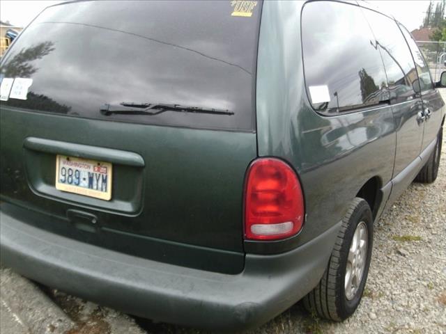 Dodge Grand Caravan 2000 photo 2