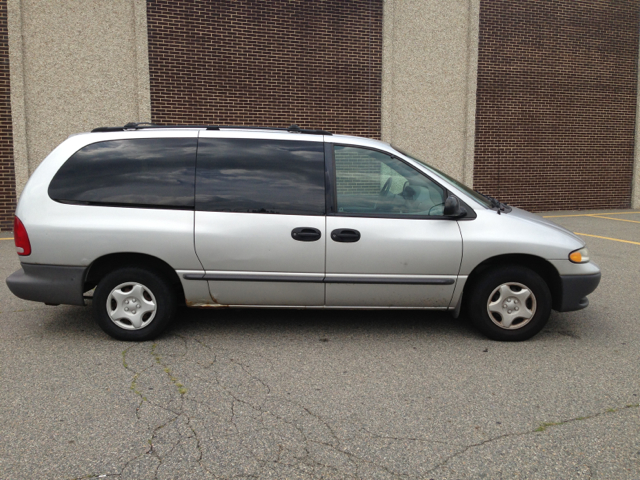 Dodge Grand Caravan 2000 photo 3