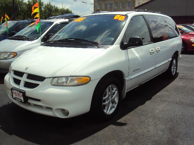 Dodge Grand Caravan 2000 photo 4