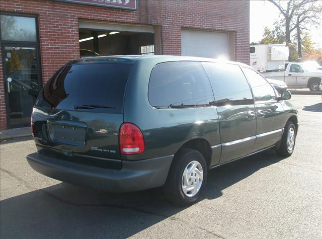 Dodge Grand Caravan 2000 photo 2