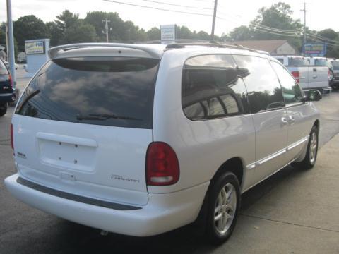 Dodge Grand Caravan 2000 photo 3