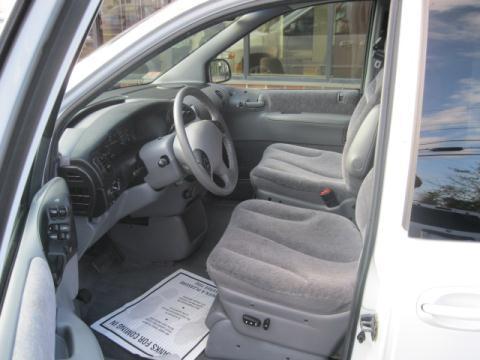 Dodge Grand Caravan 2000 photo 5