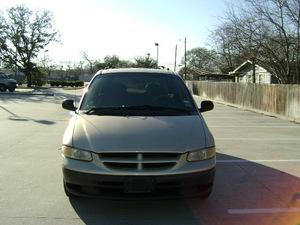 Dodge Grand Caravan 2000 photo 2