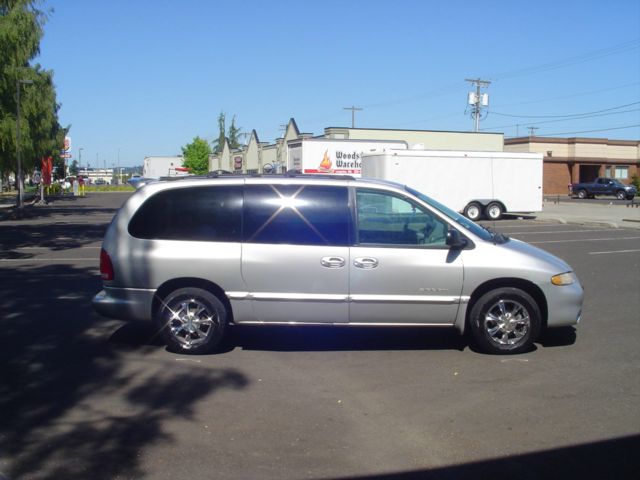 Dodge Grand Caravan 2000 photo 4