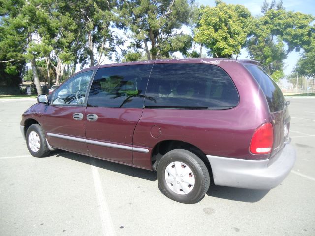 Dodge Grand Caravan 2000 photo 3