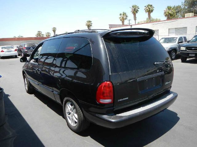 Dodge Grand Caravan 2000 photo 5