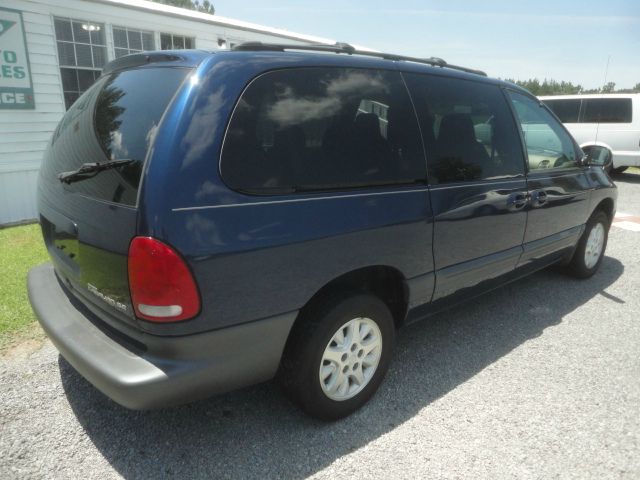 Dodge Grand Caravan 2000 photo 3