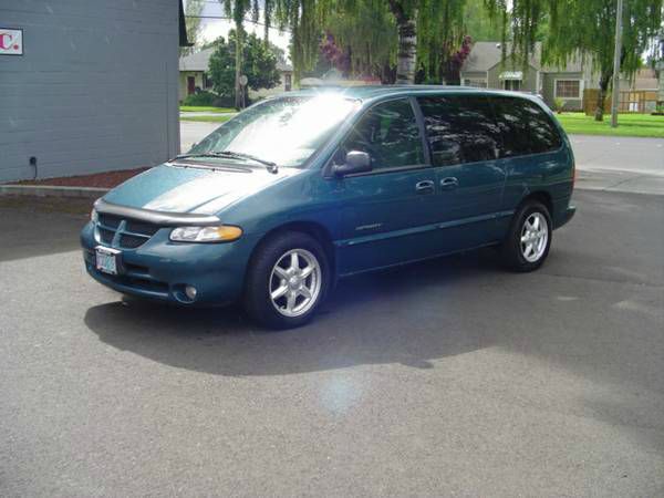 Dodge Grand Caravan 2000 photo 5