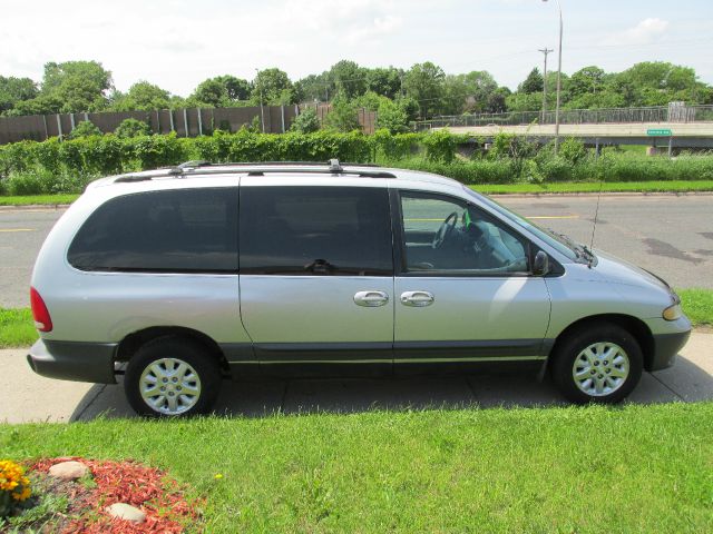 Dodge Grand Caravan 2000 photo 4