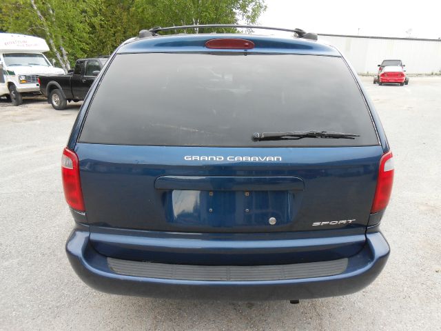 Dodge Grand Caravan 2001 photo 4