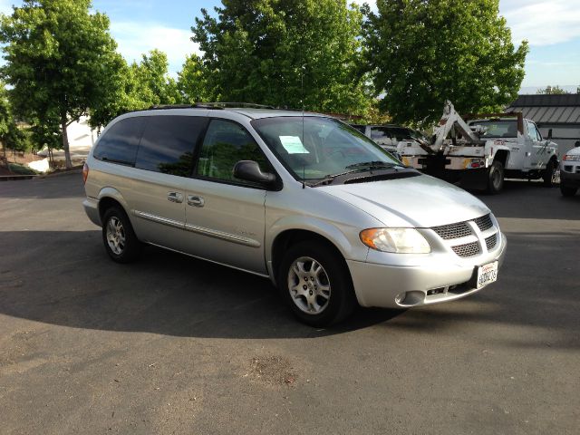 Dodge Grand Caravan 2001 photo 18