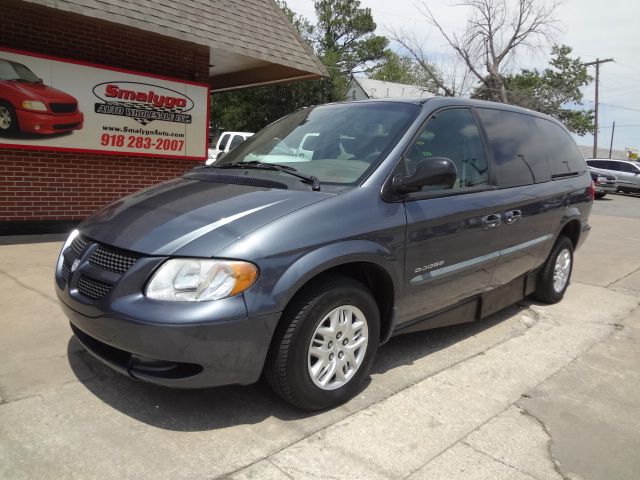 Dodge Grand Caravan 2001 photo 4