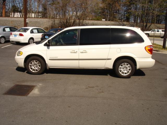 Dodge Grand Caravan 2001 photo 3